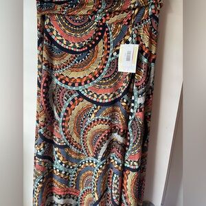 NWT LLR Maxi Skirt Sz Large. Beautiful color pattern.